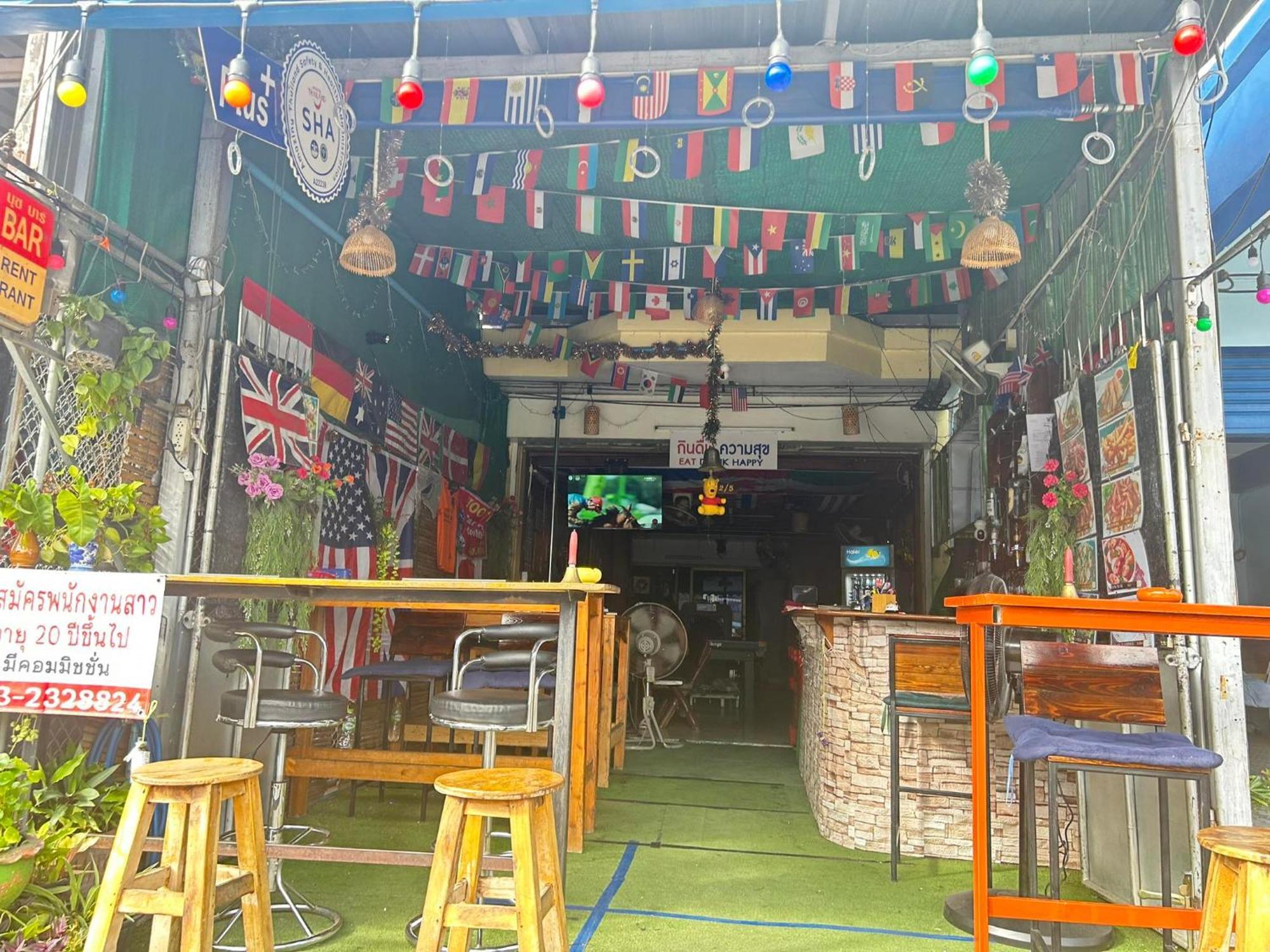 Noot'S Bar And Guesthouse Kancsanaburi Kültér fotó